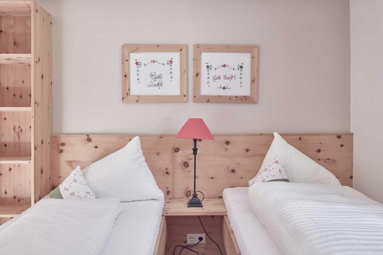 Bio Hotel Stillebach ซังคท์เลออนฮาร์ด อิม พิทซ์ทัล ภายนอก รูปภาพ